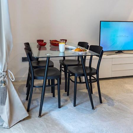 شقة Acogedor Apartamento En Pleno Centro De Malaga By Sharingco المظهر الخارجي الصورة